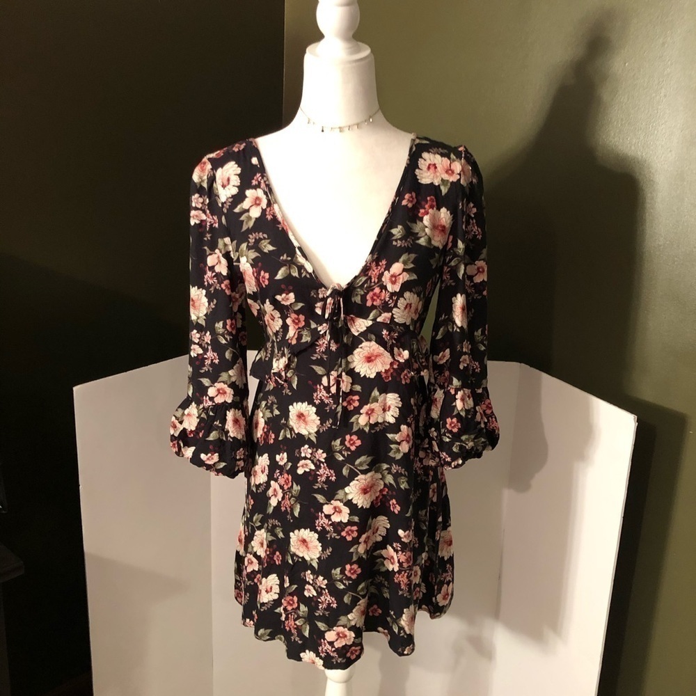 American Eagle NWOT Flowered Dress Size XS
